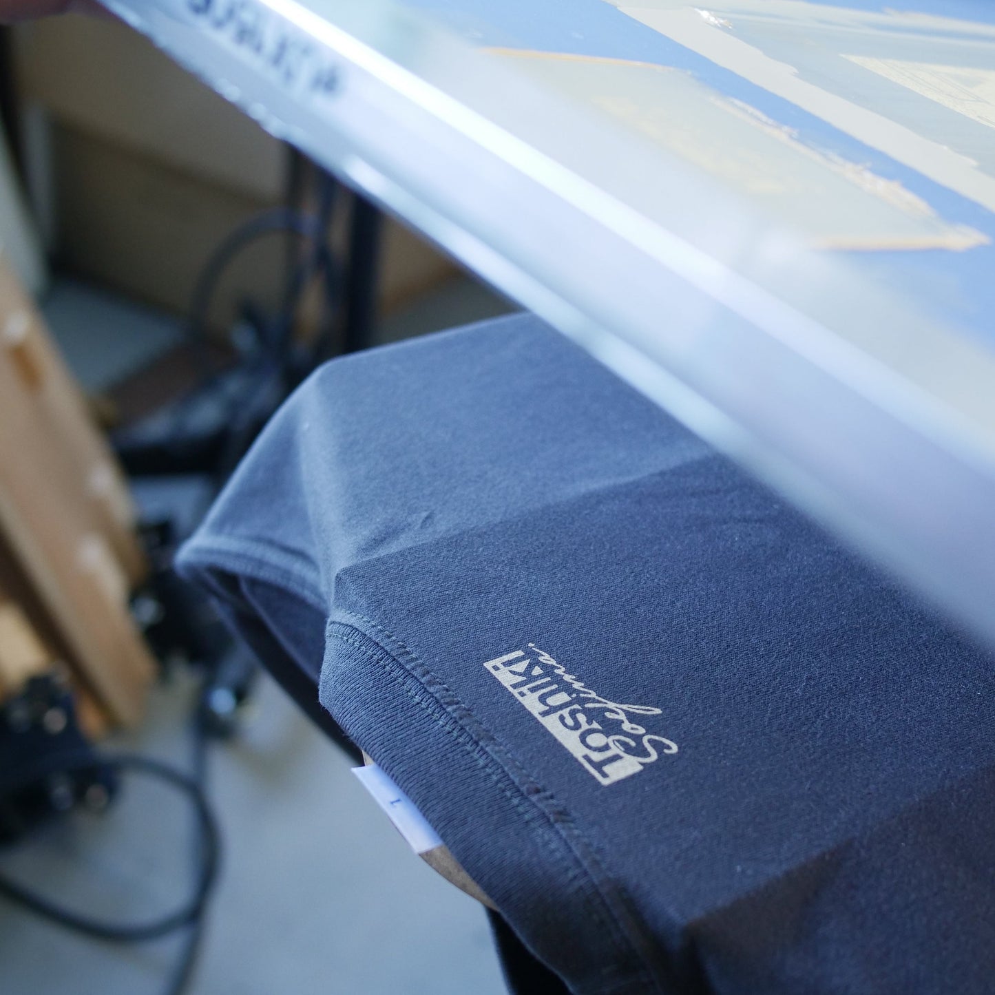 "Life is Better" T-shirt [Sumi Black M/L/XL]