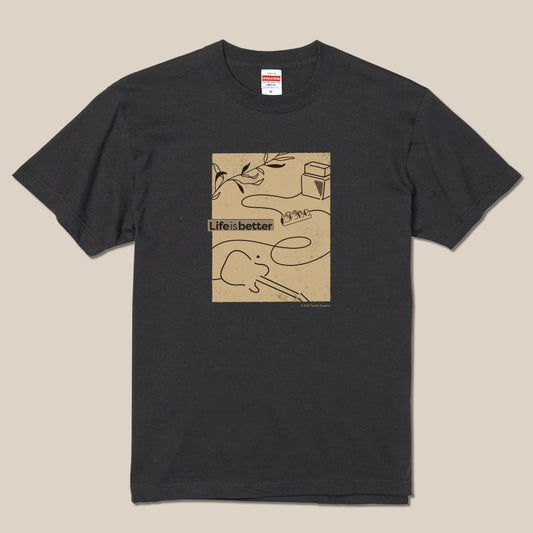 "Life is Better" T-shirt [Sumi Black M/L/XL]